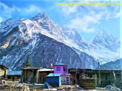Around Manaslu Circuit Trek
