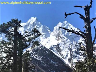 Around Manaslu Circuit Trek
