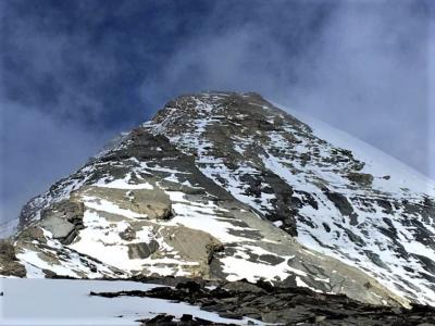 Pisang Peak-6,091 m