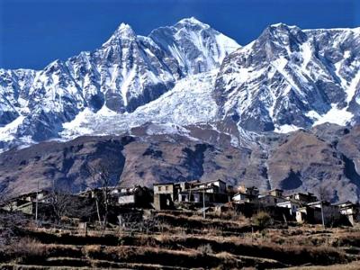 Dhaulagiri,Dhaulagiri Icefall & Naurikot Village from Thasang Lodge
Photo: Thasang Village Lodge